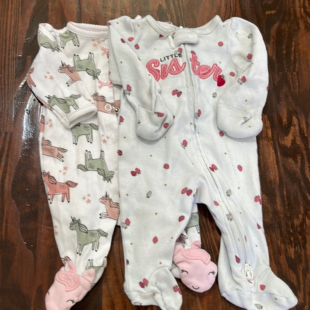 2 footed sleepers